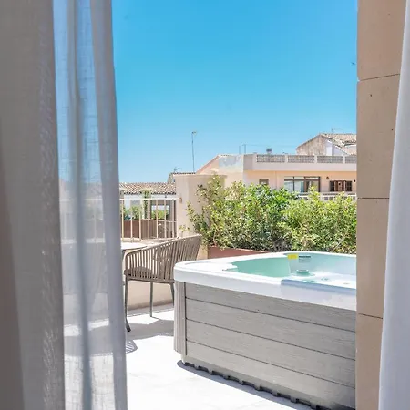 Hotel Ynaira &