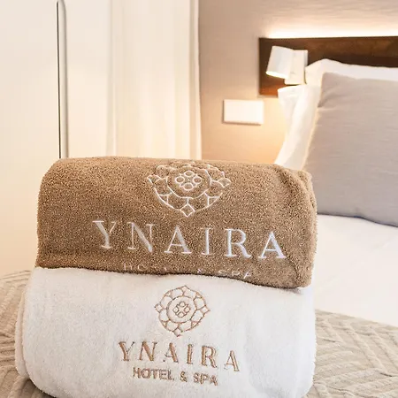 Ynaira & Hotel 4*